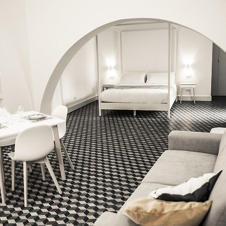 Moma Business Apartments Molfetta Buitenkant foto